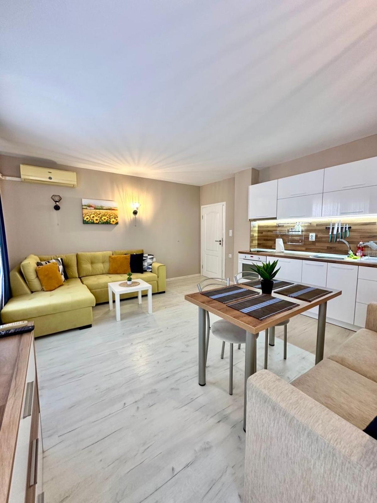 Blue Marine - Daneli Apartment Sunny Beach Dış mekan fotoğraf